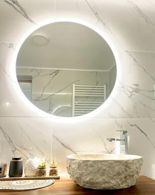 Orpheus House Beachfront 2bdr Appartement *